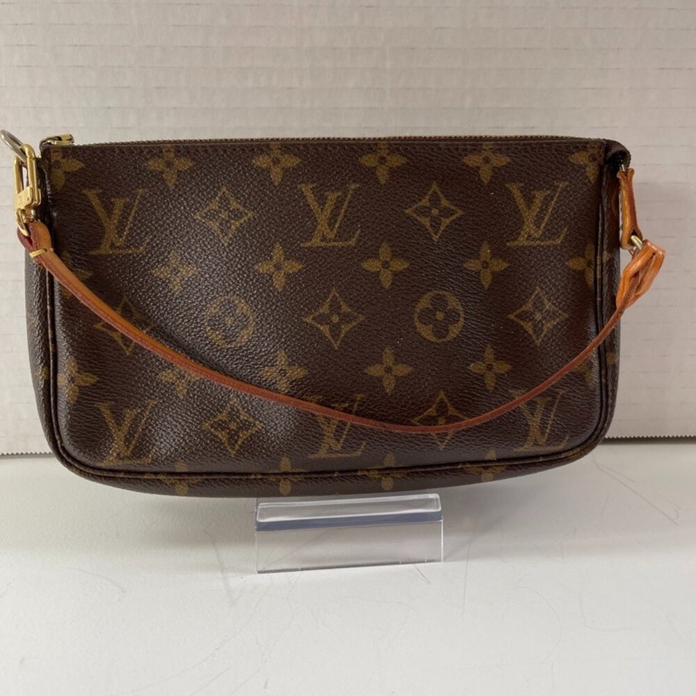 Louis Vuitton Monogram Pochette Accessoires Pouch (2220)